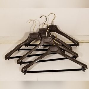 Set of 5 Boyds Philadelphia Hangers